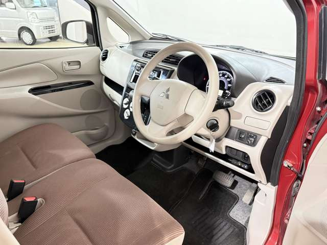 �c�Ǝ��Ԃ͒�10�������8���ƂȂ��Ă���܂��B���������R�[�q�[��W���[�X�����p�ӂ��Ă��҂����Ă���܂�����x���͐��j���ł��B