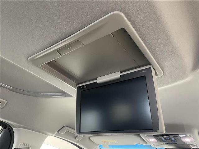 ヴェルファイアハイブリッド 2.5 ZR Gエディション E-Four 4WD