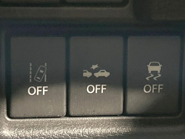 �y�X�Y�L �Z�[�t�e�B�T�|�[�g�z���s���ɑO���̎ԗ�����F�����A�Փ˂������Ȏ��͌x��ƃu���[�L�ŏՓˉ���Ɣ�Q�y�����A�V�X�g�B�����S�Ƀh���C�u�����y���݂��������܂��B