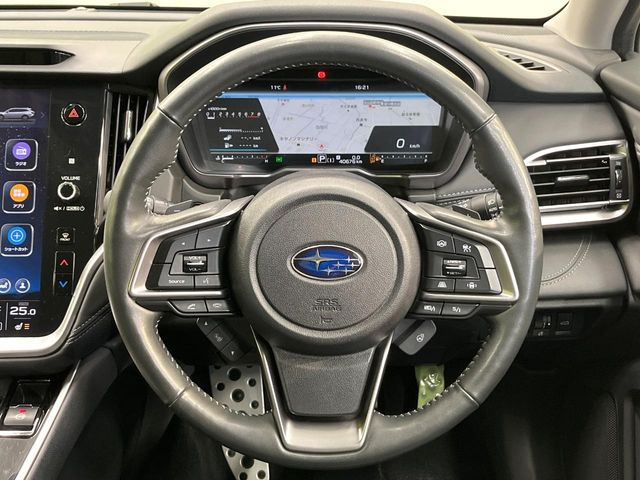 �y�����v�����X�e�A�����O�z�㎿�Ȋv���g�p���邱�ƂŁA��ɂ����������݂ƂĂ��^�]���₷���n���h���ł���