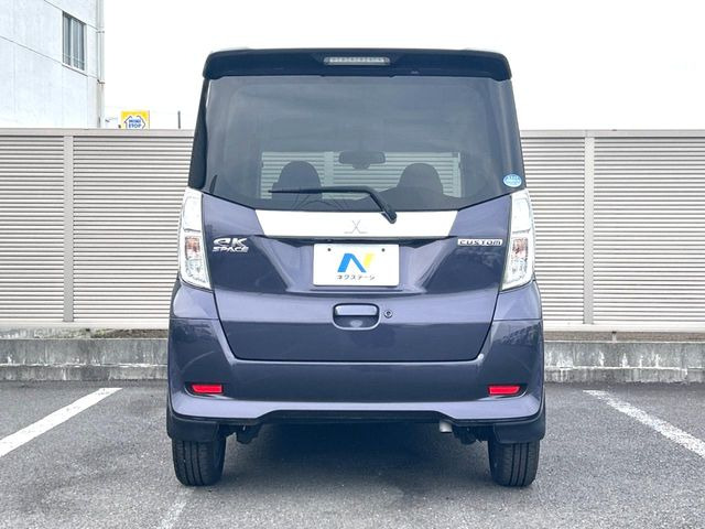 安心の最長10年・走行無制限保証(有償)をご用意。保証内容も充実はもちろん、無料点検&オイル交換や、年中無休の全国・24時間ロードサービスも付帯されておりますのでご安心下さい。