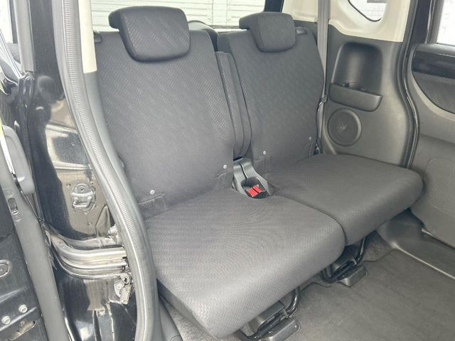 �L�X�Ƃ���2��ڃV�[�g�͋��Z���������A���S�n�����K!�F�B��Ƒ��Ƃ̂��o�����ɂ҂�����ł��B�x�r�[�V�[�g��`���C���h�V�[�g�g�p�������K�ɂ��߂�������������\���ȋ�Ԃ��m�ۂ��Ă��܂��B