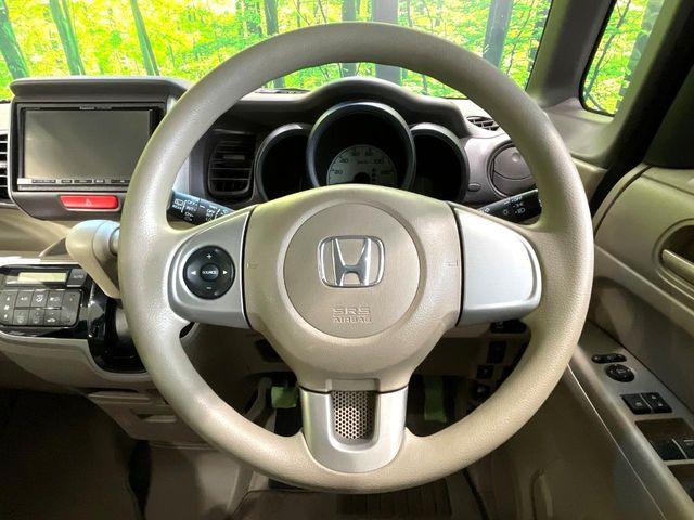 �y�X�e�A�����O�X�C�b�`�z�^�]���A�O������ڐ������炷���ƂȂ��A�I�[�f�B�I���̑��삪�\�ȕ֗��@�\!���S&���K�ȃh���C�u�����o���Ă���܂���