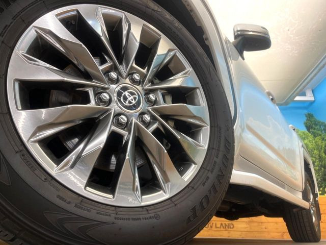 �y����20�C���`�A���~�z�C�[���z�O�ςɃ}�b�`���������A���~�z�C�[���𑕒����Ă���܂��B�e��ЊO�A���~�z�C�[����A�X�^�b�h���X�^�C�����戵�����Ă���܂��B���񂲑��k����������