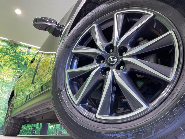 �y����19�C���`�A���~�z�C�[���z�O�ςɃ}�b�`���������A���~�z�C�[���𑕒����Ă���܂��B�e��ЊO�A���~�z�C�[����A�X�^�b�h���X�^�C�����戵�����Ă���܂��B���񂲑��k����������