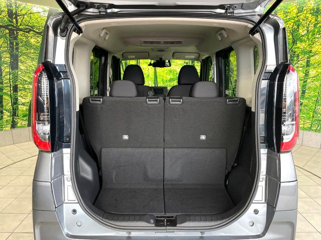 ���i�̂���������ʋ΁A���}���ɏ\���ȉ׎��X�y�[�X���m�ۂ��Ă���܂��B�Z�J���h�V�[�g��|���ƁA�傫�ȉו��̐ύڂ��\�ł���