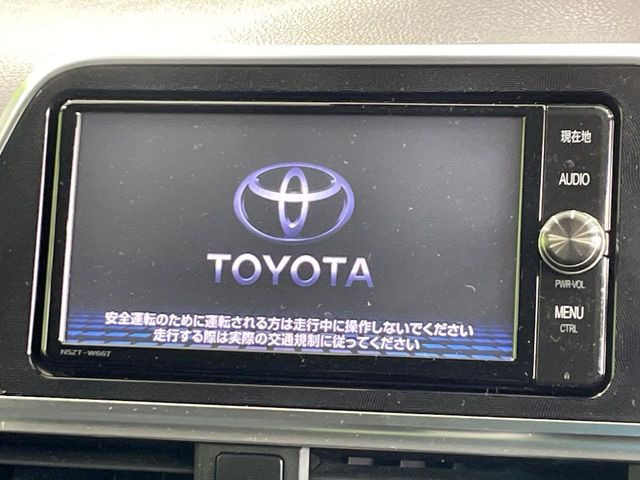 �y�����i�r�z�l�C�̏����i�r�𑕔����Ă���܂��B�i�r�̎g���₷���͂������A�I�[�f�B�I�@�\���[��!�L�����v�◷�s�͂������A�ʋ΂┃�����ȂǕ��i�̃h���C�u���y�����Ȃ�͂���