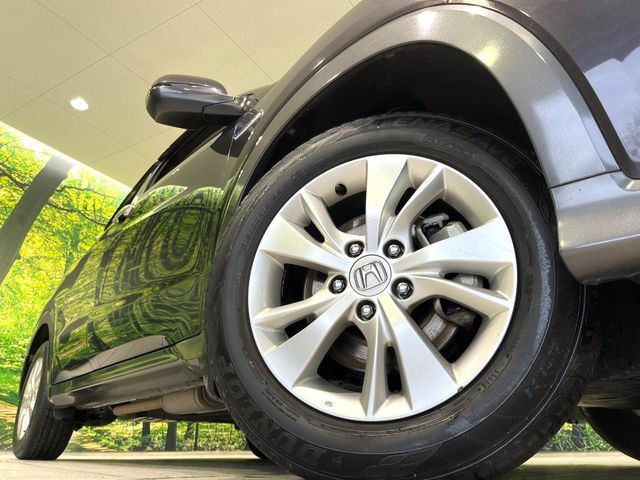 �y����16�C���`�A���~�z�C�[���z�O�ςɃ}�b�`���������A���~�z�C�[���𑕒����Ă���܂��B�e��ЊO�A���~�z�C�[����A�X�^�b�h���X�^�C�����戵�����Ă���܂��B���񂲑��k����������