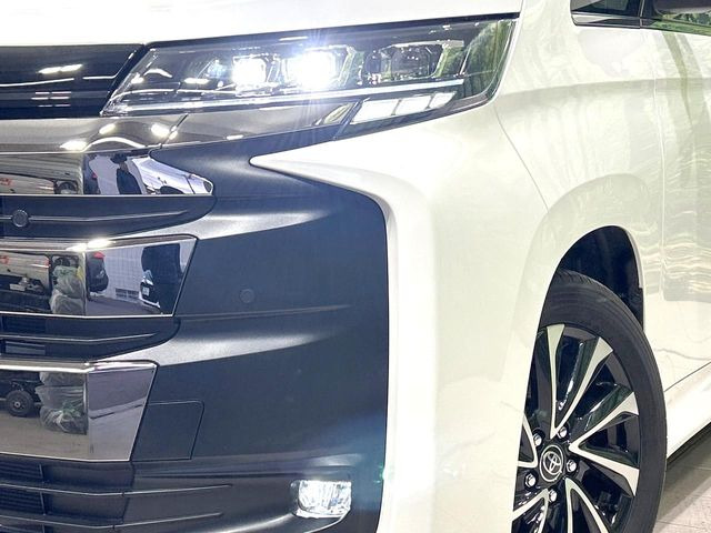 �yLED�w�b�h���C�g�z���V����ԑ��s�����ǍD�Ȏ��E���m�ۂ����S���ĉ^�]�ł��鍂�P�xLED�w�b�h���C�g�𑕔�!�_�����x�������A����d�͂��}�����Ă��܂��B