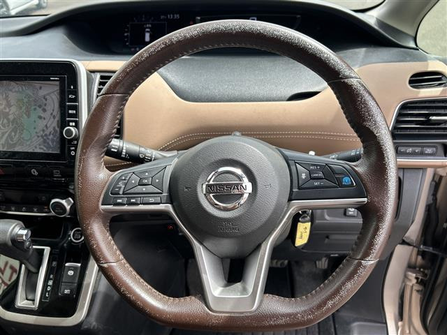 セレナ2.0 ハイウェイスターG