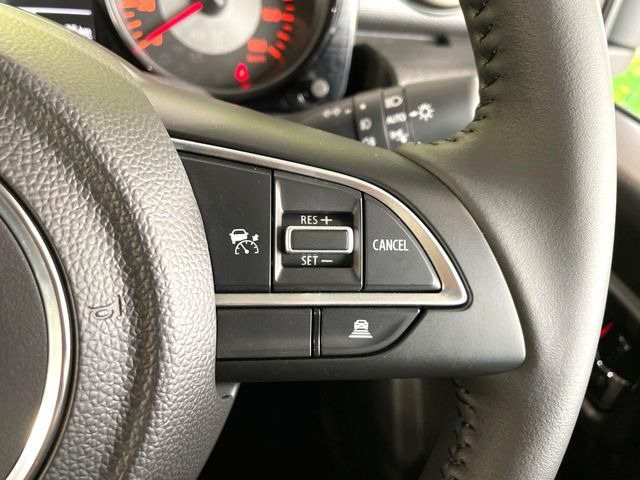 �y�A�_�v�e�B�u�N���[�Y�R���g���[���z�������H�ł̒��������s���y��!!�����ő��x��ۂN���[�Y�R���g���[�����A�Փˌy���V�X�e���ƘA�g���A�O���̎ԗ������m���ĎԊԂ�ۂ悤�ɑ��x���߂��Ă���܂�!!