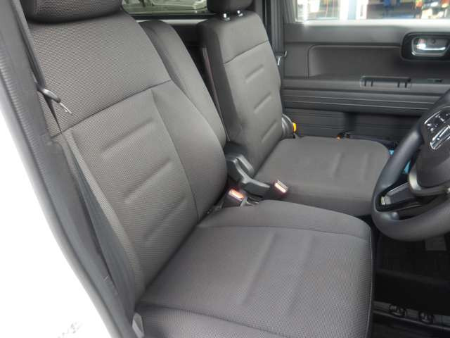 �^�]�Ȃ��L�X�Ƃ�����肵�Ă���܂��B�L���Ə��~����y�ł����A�^�]�������ɂ����A�^�]���₷���ł�!