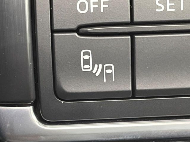 �y�u���C���h�X�|�b�g���j�^�����O�z���s���A�h�A�~���[�̎��p�ɂȂ�₷���ӏ��Ɍ㑱�Ԃ��ڋ߂���ƃT�C�h�~���[�t�߂Ɍx����\���A�h���C�o�[�ɒ��ӊ��N�����Ă���܂��B