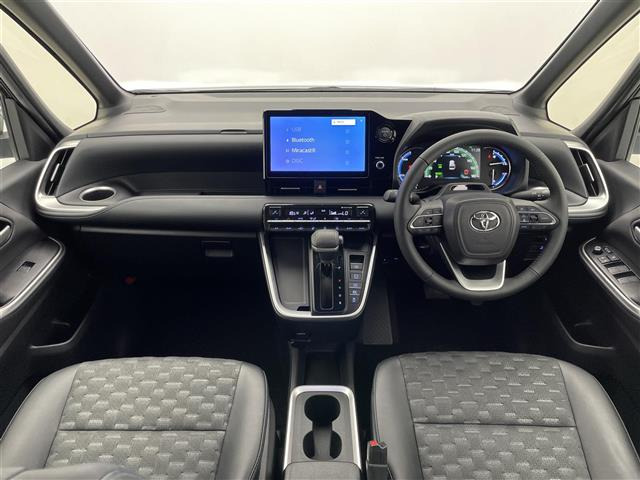 ヴォクシー1.8 ハイブリッド S-Z