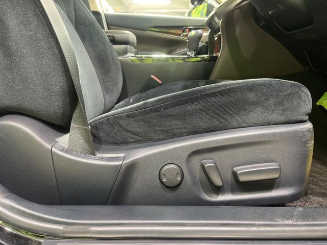 �y�p���[�V�[�g�z�X�C�b�`��ŊȒP�ɃV�[�g�̔��������\!�d��������͂�����܂���!���K�ȃV�[�g�|�W�V�����ɃZ�b�g���āA���K�ȃh���C�u�����y���݂��������B