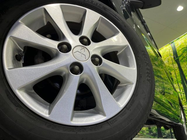 �y����14�C���`�A���~�z�C�[���z�O�ςɃ}�b�`���������A���~�z�C�[���𑕒����Ă���܂��B�e��ЊO�A���~�z�C�[����A�X�^�b�h���X�^�C�����戵�����Ă���܂��B���񂲑��k����������