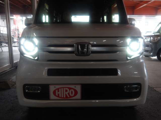 ���邢LED�w�b�h���C�g�ł�!�Â����ł����S���ĉ^�]�ł��܂�!LED�w�b�h���C�g�͏���d�͂����Ȃ��̂Ŏ�����������ł�!���邳���\���ŁA��ԑ��s�̕��S��a�炰�Ă����̂ň��S���ĉ^�]�ł��܂�!!