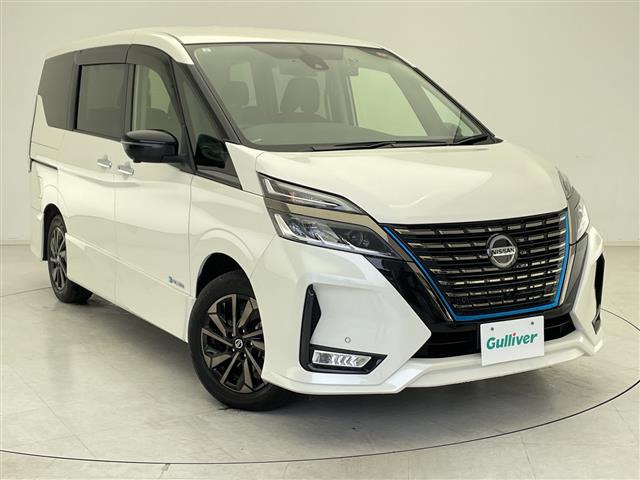 セレナ1.2 e-POWER ハイウェイスターV