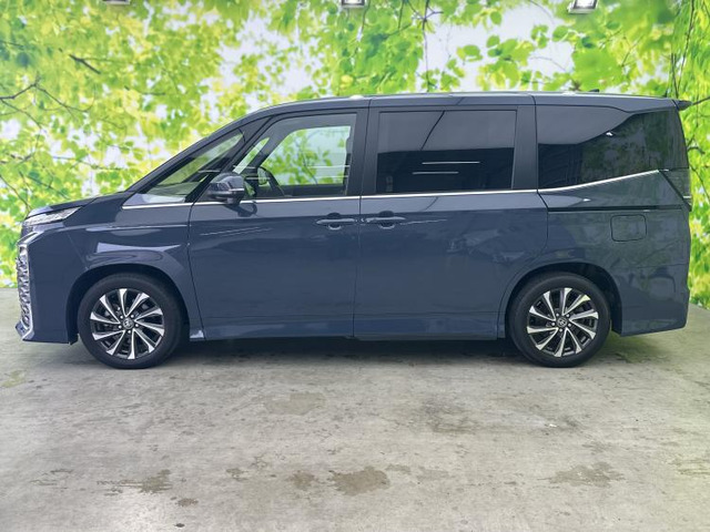 ヴォクシー1.8 ハイブリッド S-Z