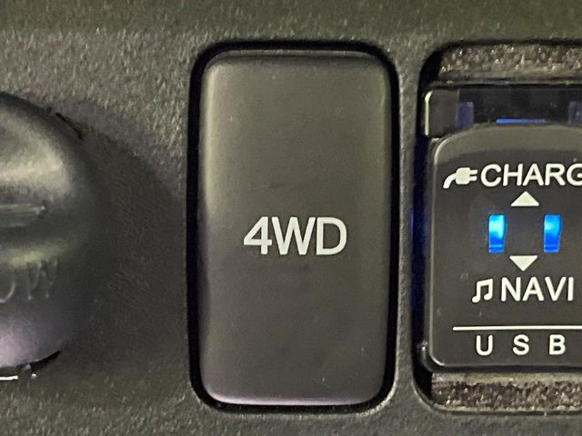 4WD�̂��Ԃł��̂ŁA�ᓹ�ł����S�ł���~��n�n��ɂ��Z�܂��̕��ȊO�ɂ��A�E�B���^�[�X�|�[�c����̕���~��n��֋A�Ȃ����@�������ɂ���������!