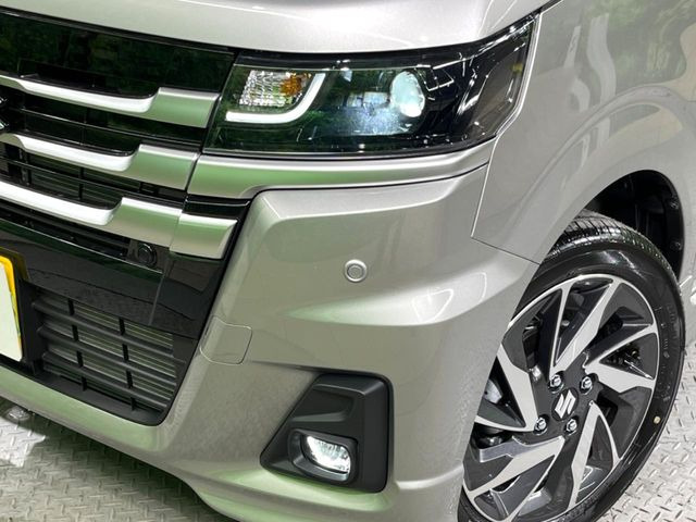 �yLED�w�b�h���C�g�z���V����ԑ��s�����ǍD�Ȏ��E���m�ۂ����S���ĉ^�]�ł��鍂�P�xLED�w�b�h���C�g�𑕔�!�_�����x�������A����d�͂��}�����Ă��܂��B