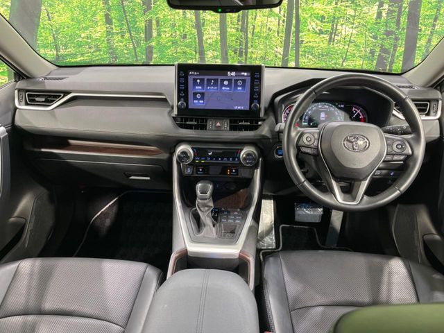 RAV42.0 G 4WD