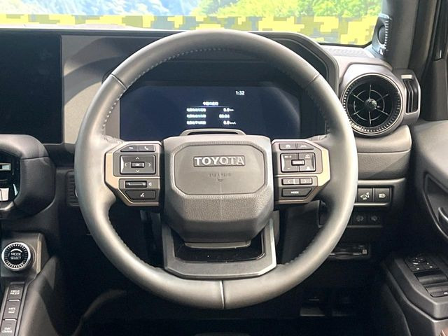 �y�����v�����X�e�A�����O�z�㎿�Ȋv���g�p���邱�ƂŁA��ɂ����������݂ƂĂ��^�]���₷���n���h���ł���