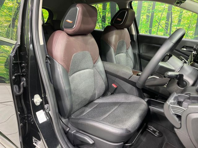 �y�n�[�t���U�[�V�[�g�z�������ƍ���S�n�𗼗������l�C�̃V�[�g���w�ʁE���ʂ̃t�@�u���b�N�f�ނ́A�ʋC���̗ǂ��⊊��ɂ����ɗD��Ă��܂��B�C���╞���ɍ��E���ꂸ���K�ɂ���肢�������܂��B