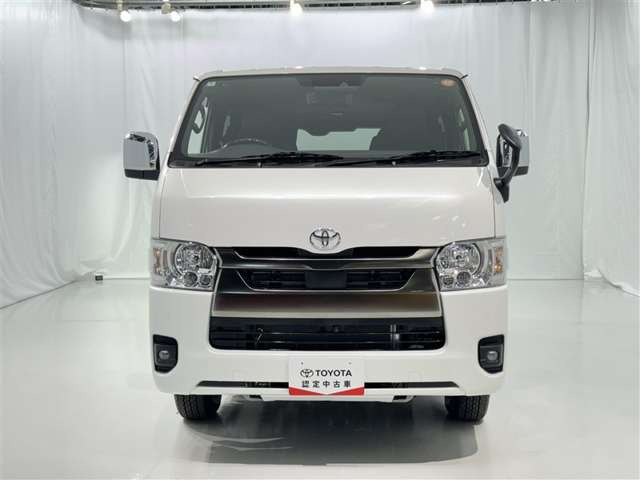 ハイエースバン