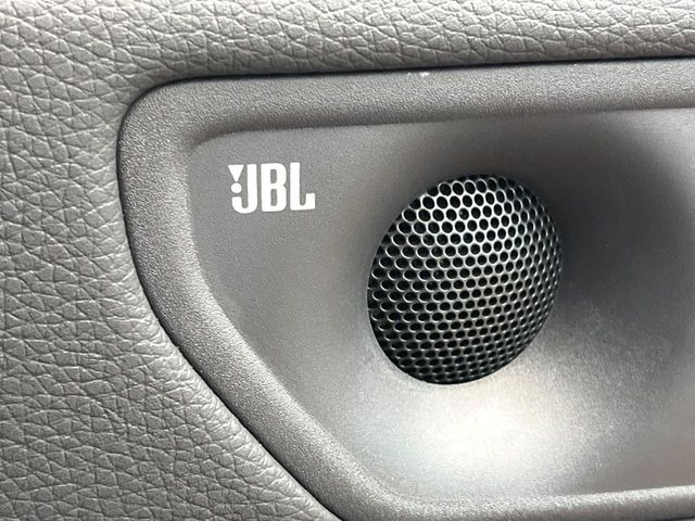 �yJBL�T�E���h�V�X�e���z�Տꊴ���ӂ��N���A�ȉ����Ɣ��͂̂���ቹ�ŁA���s���ł����C�u���o�̃T�E���h��������ԓ��̂ǂ̐Ȃł����������y���߂܂�!