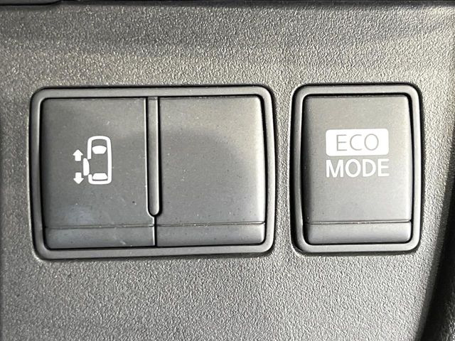 �y�p���[�X���C�h�h�A�z�X�}�[�g�L�[��^�]�Ȃ̃X�C�b�`�ŃX���C�h�h�A�̊J���\���d��������͂����ăh�A���J����K�v�������A���������q�l�ł��A�d���ו��������Ă��鎞�����N�ɊJ���߂ł��܂���