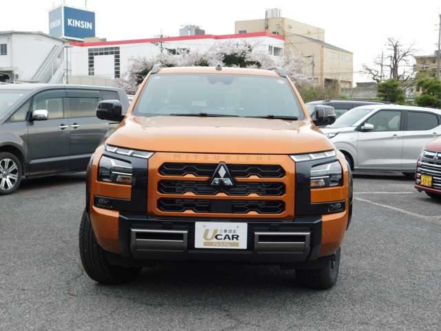 トライトン2.4 GSR ディーゼル 4WD