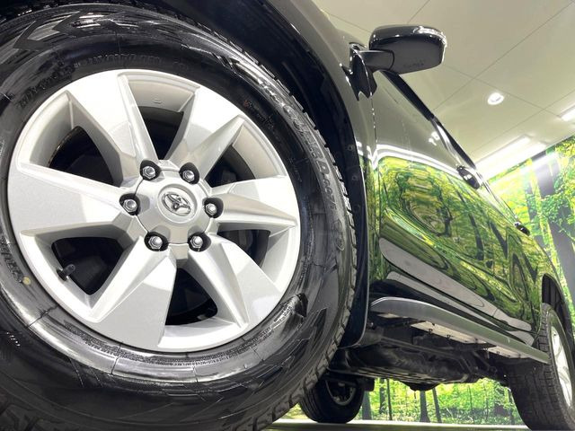 �y����17�C���`�A���~�z�C�[���z�O�ςɃ}�b�`���������A���~�z�C�[���𑕒����Ă���܂��B�e��ЊO�A���~�z�C�[����A�X�^�b�h���X�^�C�����戵�����Ă���܂��B���񂲑��k����������