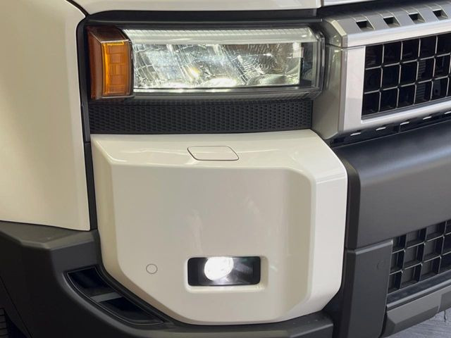 �yLED�w�b�h���C�g�z���V����ԑ��s�����ǍD�Ȏ��E���m�ۂ����S���ĉ^�]�ł��鍂�P�xLED�w�b�h���C�g�𑕔�!�_�����x�������A����d�͂��}�����Ă��܂��B