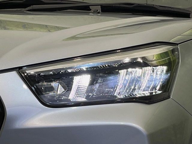 �yLED�w�b�h���C�g�z���V����ԑ��s�����ǍD�Ȏ��E���m�ۂ����S���ĉ^�]�ł��鍂�P�xLED�w�b�h���C�g�𑕔�!�_�����x�������A����d�͂��}�����Ă��܂��B