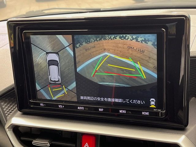 �y�p�m���~�b�N�r���[���j�^�[�z��p�̃J�����ɂ��A�ォ�猩���낵���悤�Ȏ��_��360�x�N���}�̎��͂��m�F���邱�Ƃ��ł��܂������p�������m�F���₷���A�����ꏊ�ł̐؂�Ԃ��⒓�Ԃ��X���[�Y�ɍs���܂��B