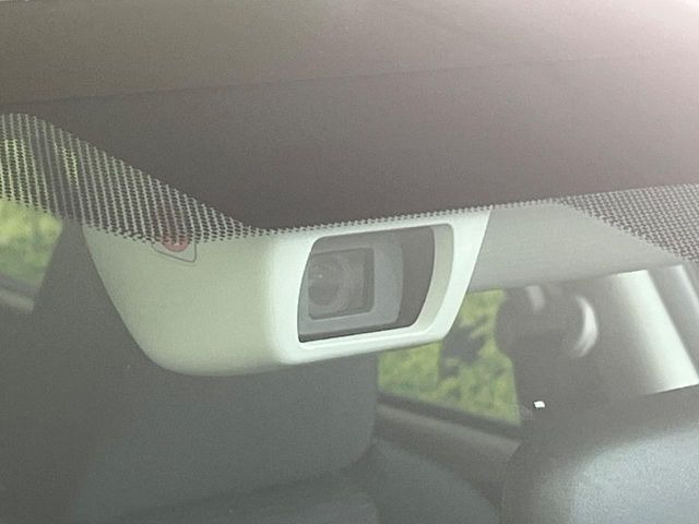 �y�A�C�T�C�gVer3�z�O���̎ԗ��������m���A�Փ˂������Ȏ��͌x��Œ��ӂ𑣂��A�u���[�L�𓥂ޗ͂��T�|�[�g�B�u���[�L�𓥂߂Ȃ������ꍇ�͏Փ˔�Q�y���u���[�L���쓮�A�Փˉ�����T�|�[�g���܂��B