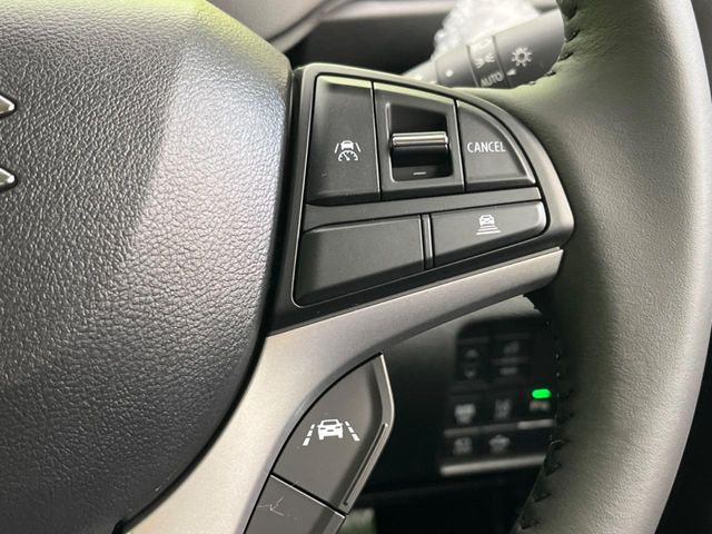 �y�A�_�v�e�B�u�N���[�Y�R���g���[���z�������H�ł̒��������s���y��!!�����ő��x��ۂN���[�Y�R���g���[�����A�Փˌy���V�X�e���ƘA�g���A�O���̎ԗ������m���ĎԊԂ�ۂ悤�ɑ��x���߂��Ă���܂�!!