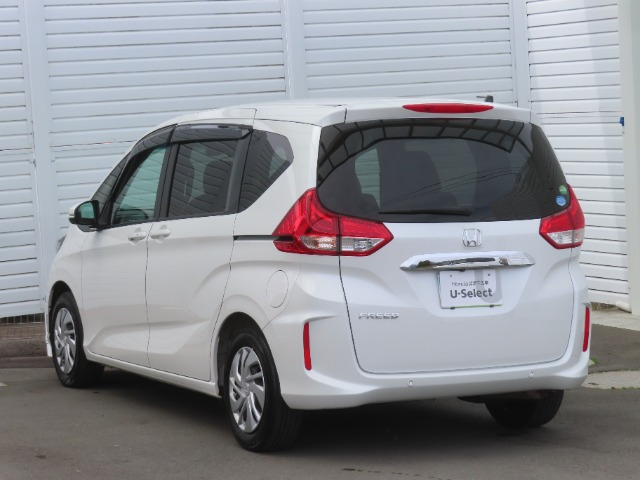 フリード1.5 G ホンダセンシング サイドリフトアップシート