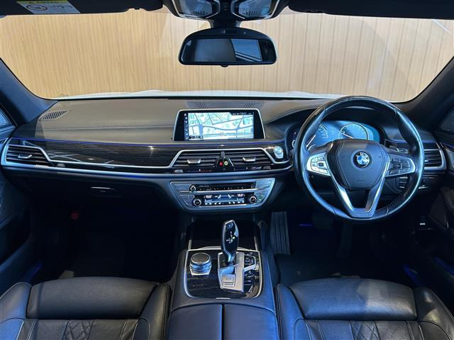 7シリーズ750Li Mスポーツ