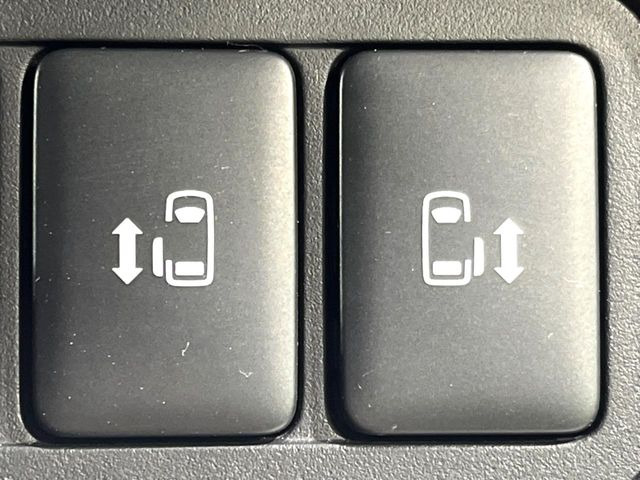 �y�����p���[�X���C�h�h�A�z�X�}�[�g�L�[��^�]�Ȃ̃X�C�b�`�Ō�ȗ����X���C�h�h�A�̊J���\���d��������͂����ăh�A���J����K�v�������A�����Ȃ��q�l�ł��ȒP�ɊJ���߂ł����K�ł���