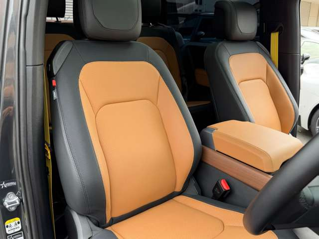 �^�]�ȁE�r���e�[�W�^��&�u���b�N�R���r�V�[�g�E�������[�t���p���[�V�[�g�E�V�[�g�x���`���[�V����(Hot&Cool)