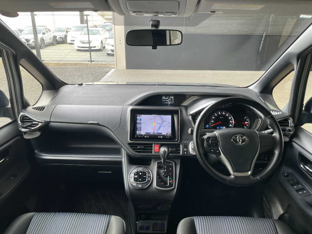 ヴォクシー2.0 ZS 煌