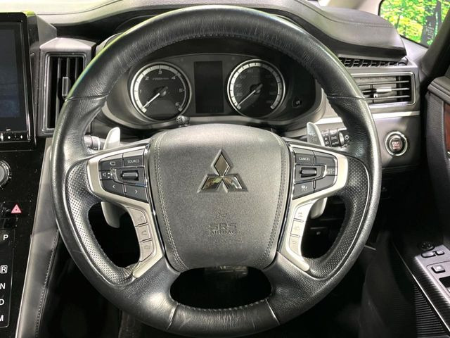 �y�����v�����X�e�A�����O�z�㎿�Ȋv���g�p���邱�ƂŁA��ɂ����������݂ƂĂ��^�]���₷���n���h���ł���