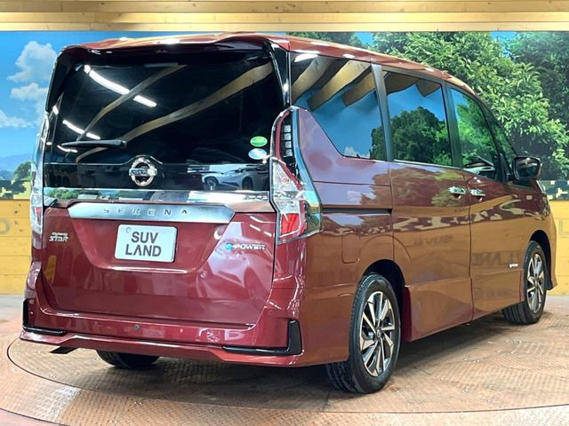 ☆全国のネクステージからお取り寄せが可能※!遠方の店舗に展示してあるクルマが気になる場合も、最寄りの店舗でご覧いただくことが可能です!是非私たちに要望をお聞かせください!※別途費用