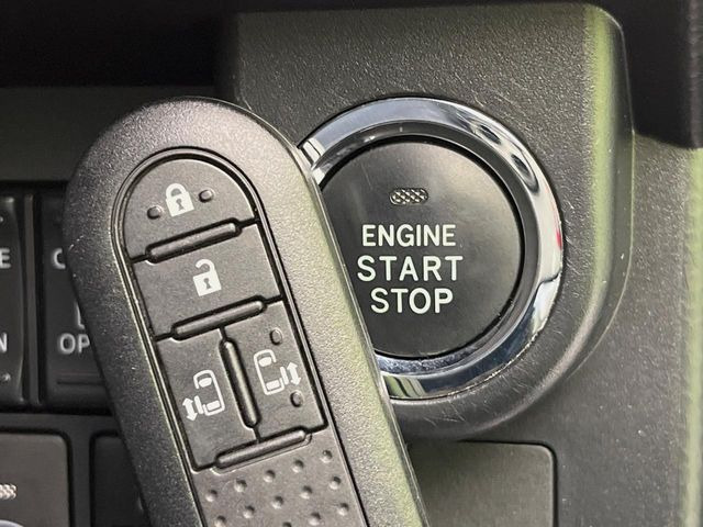 �y�X�}�[�g�L�[�z�J�o����|�P�b�g�ɓ��ꂽ�܂܂ł��h�A�̎{���E�������\�ȃX�}�[�g�L�[�𑕔��B�G���W���̃I���E�I�t�����J�M�����o���K�v����������Ƃ��Ă��֗��ł���