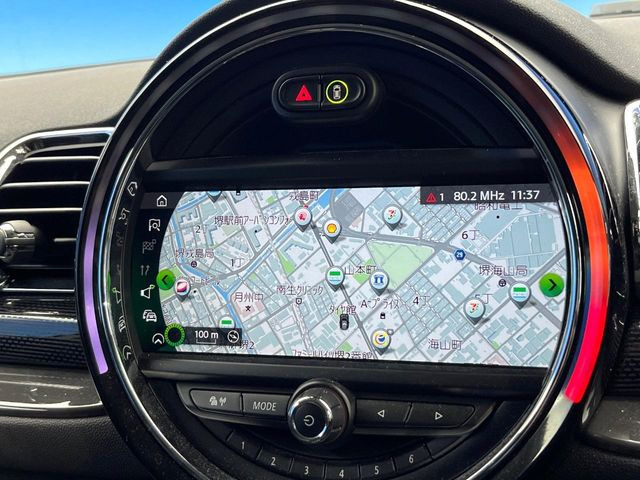 �������i�r:��̊��̂���i�r�́A����������ԓ������o���Ă���܂��B�I�[�f�B�I�@�\���[�����Ă���܂��̂ŁA�^�]�����y���߂܂���