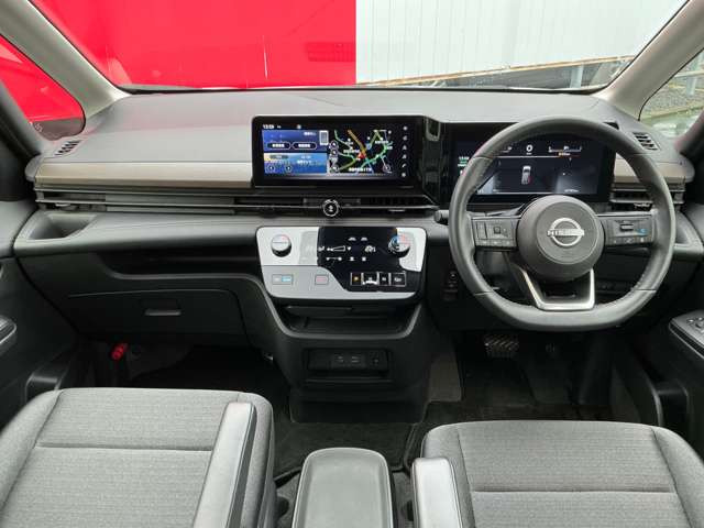 セレナ1.4 e-POWER ハイウェイスターV