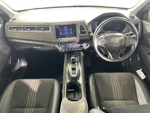 ヴェゼル1.5 ハイブリッド RS ホンダセンシング