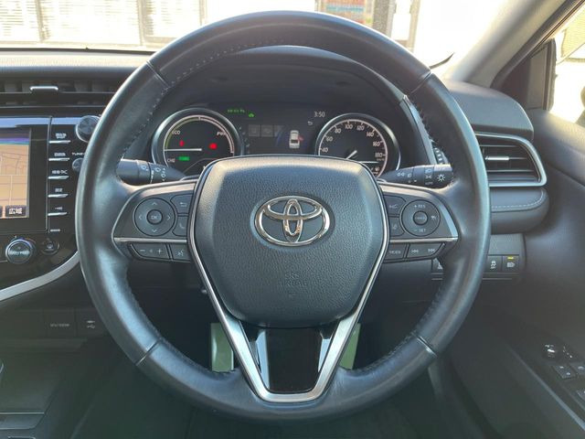 �y�����v�����X�e�A�����O�z�㎿�Ȋv���g�p���邱�ƂŁA��ɂ����������݂ƂĂ��^�]���₷���n���h���ł���